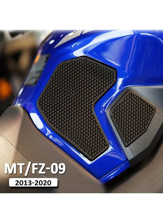 ملصقات خزان مطاطية سوداء لـ Yamaha MT09 FZ09 2013-2020 ألواح زيت مهواة - Image 3